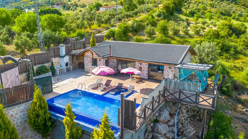 Sarıbelen’de bahçeli kiralık villa, fotoğraf 18