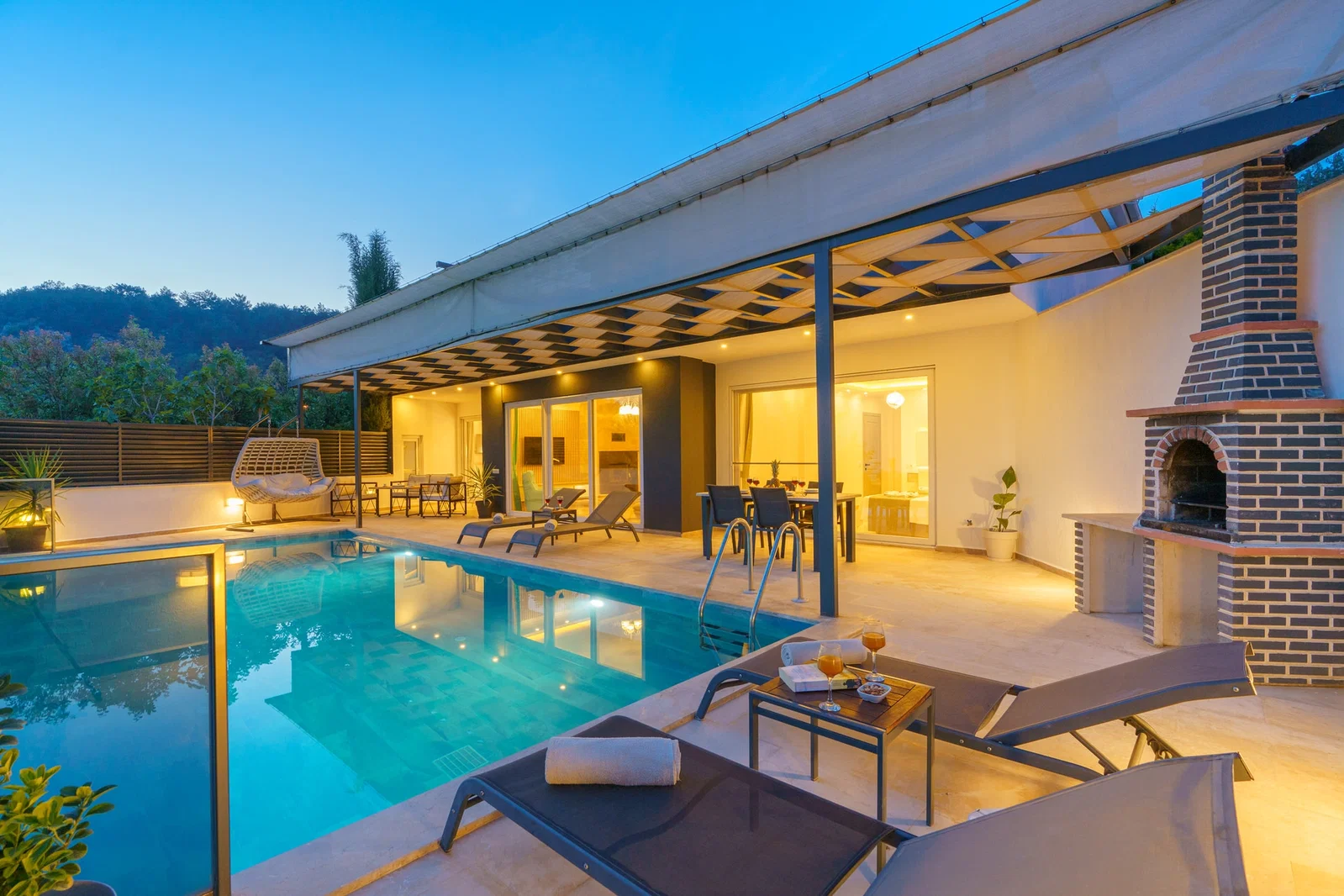 İslamlar’da ısıtmalı havuzlu kiralık villa, fotoğraf 12