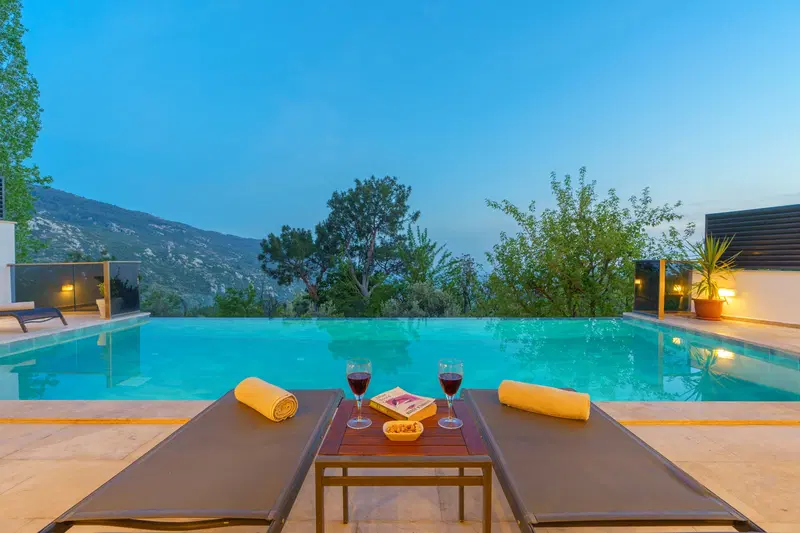 İslamlar’da korunaklı havuzlu kiralık villa, fotoğraf 11