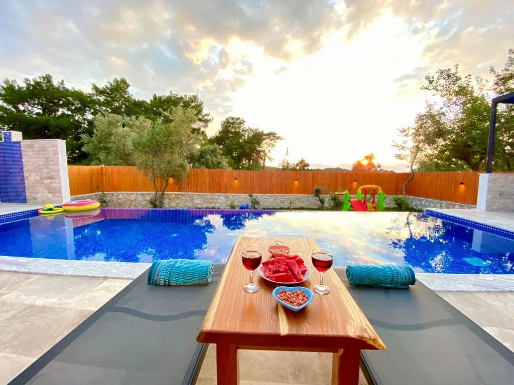 Üzümlü’de özel havuzlu kiralık villa, fotoğraf 4