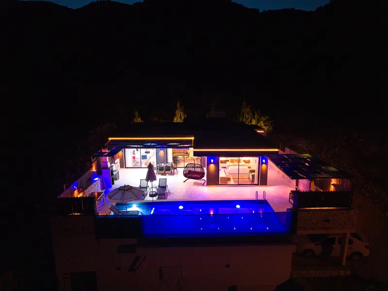 Sarıbelen’de jakuzili kiralık villa, fotoğraf 11