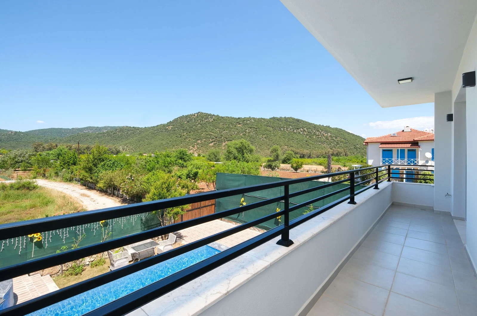 Fethiye’de Sakin Konumda, Özel Havuzlu, 4 Yatak Odalı, Kiralık Villa