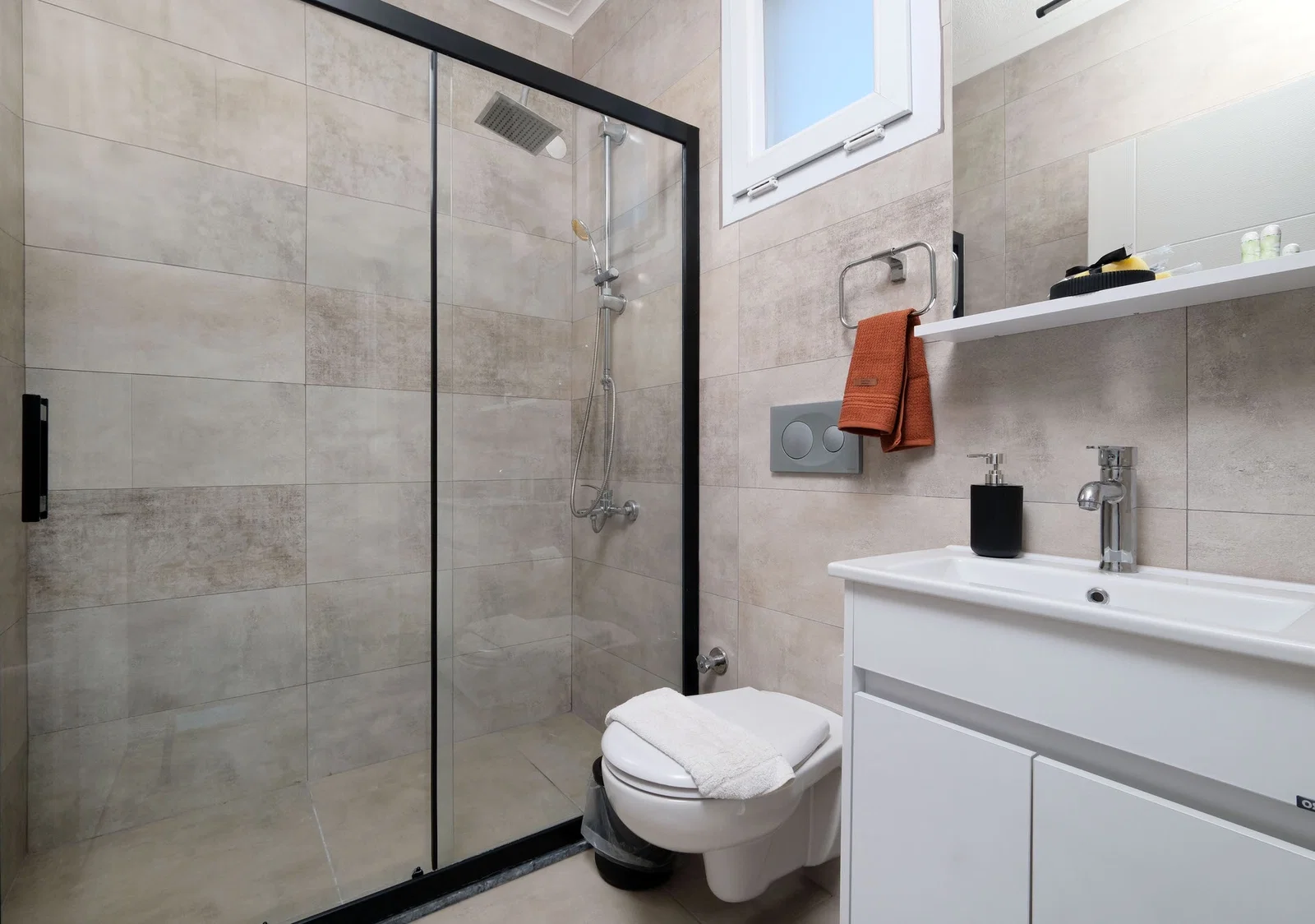 Fethiye’de Sakin Konumda, Özel Havuzlu, 4 Yatak Odalı, Kiralık Villa
