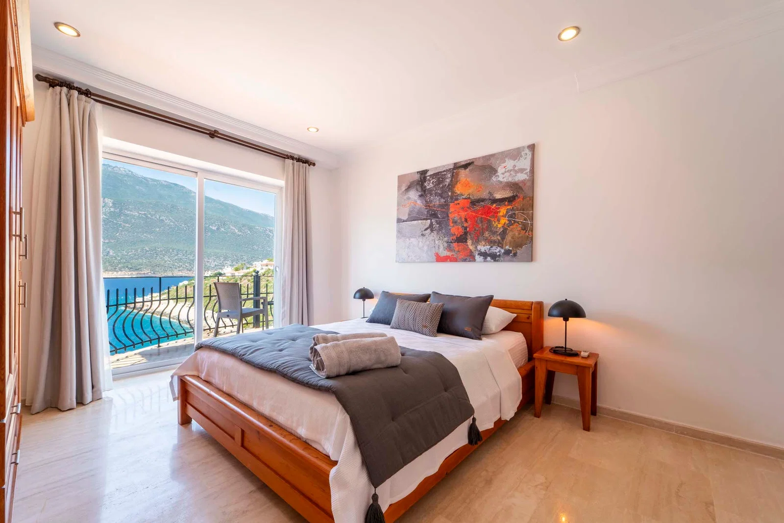 Kaş’ta deniz manzaralı kiralık villa, fotoğraf 41