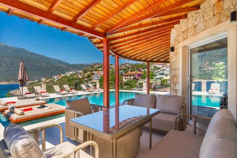Kaş’ta denize yakın kiralık villa, fotoğraf 8