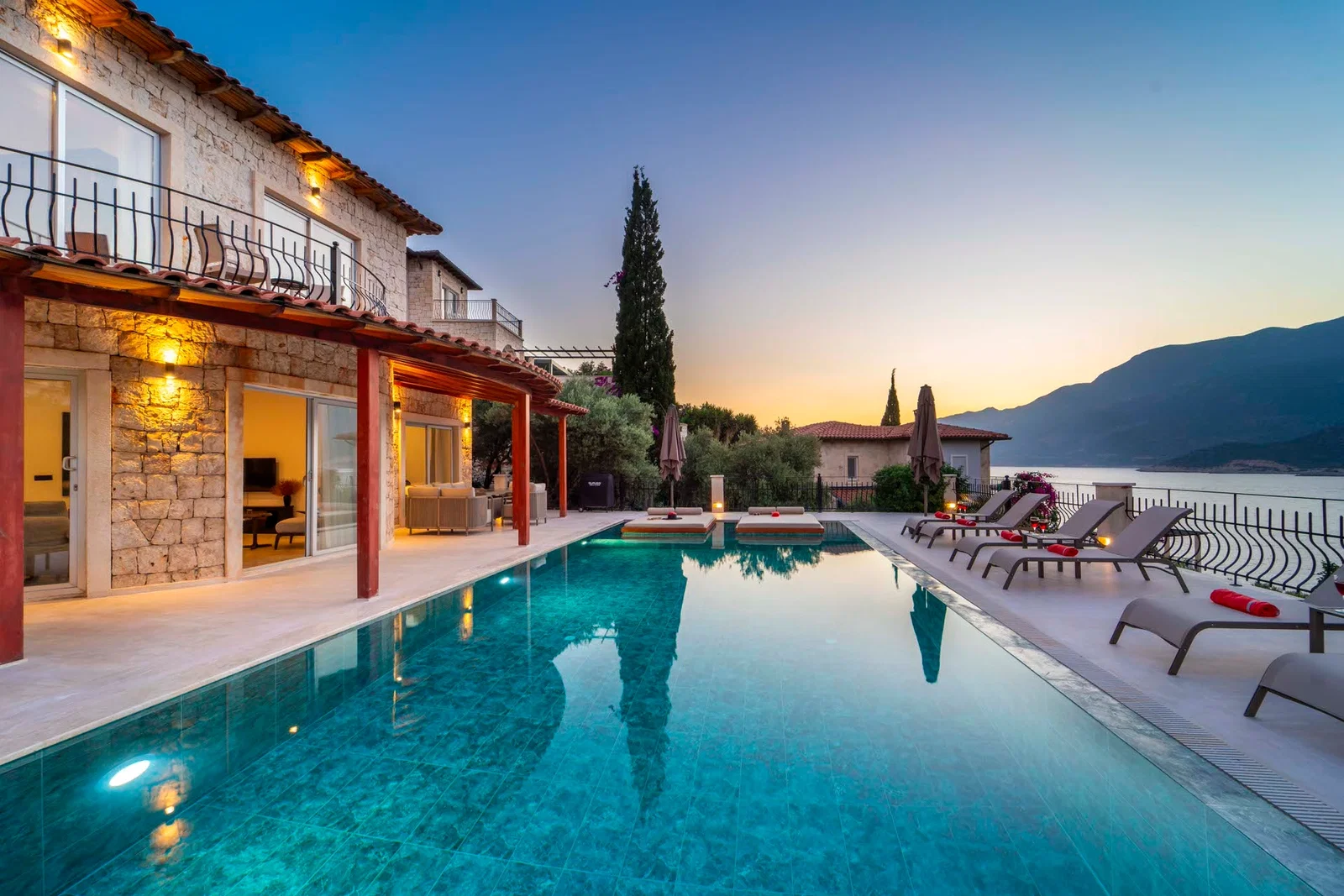 Kaş’ta denize yakın kiralık villa, fotoğraf 14