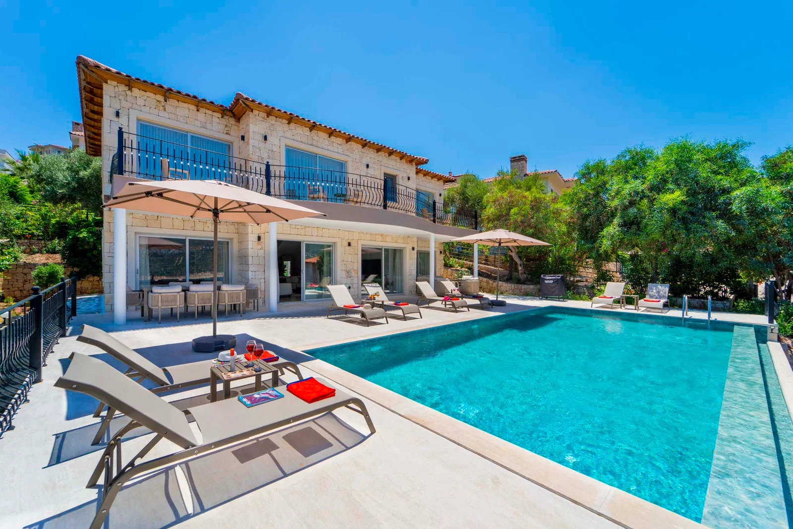 Kaş’ta merkeze yakın kiralık villa, fotoğraf 4