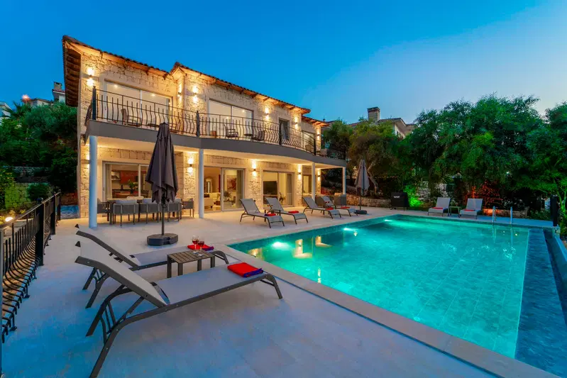 Kaş’ta denize yakın kiralık villa, fotoğraf 12