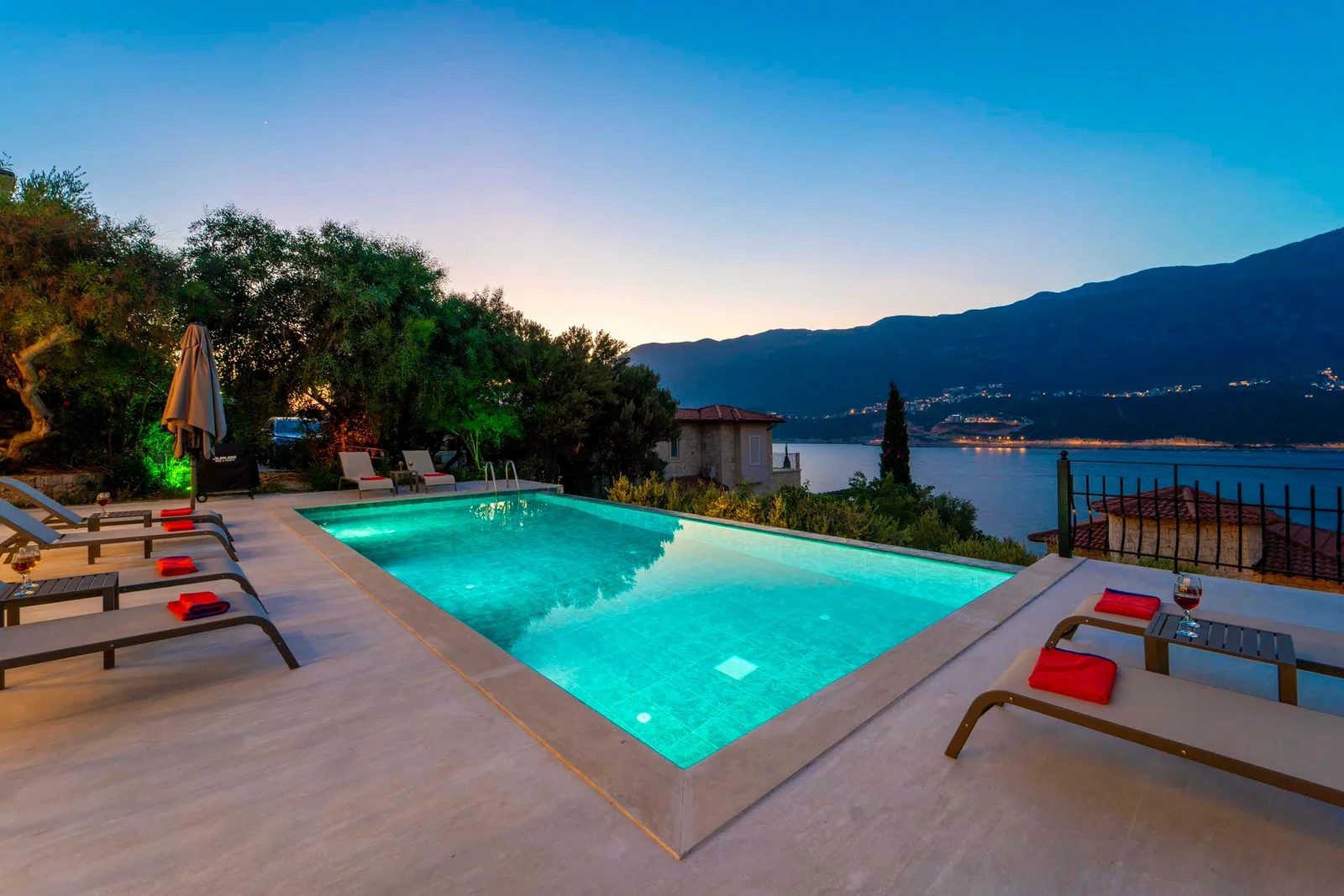 Kaş’ta denize yakın kiralık villa, fotoğraf 15