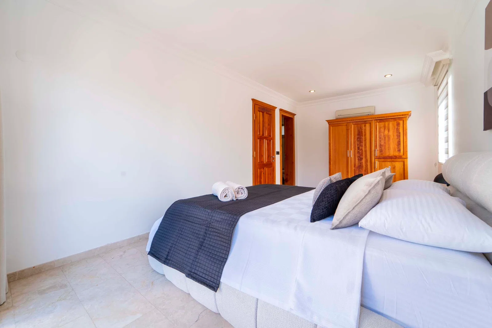 Kaş’ta deniz manzaralı kiralık villa, fotoğraf 37