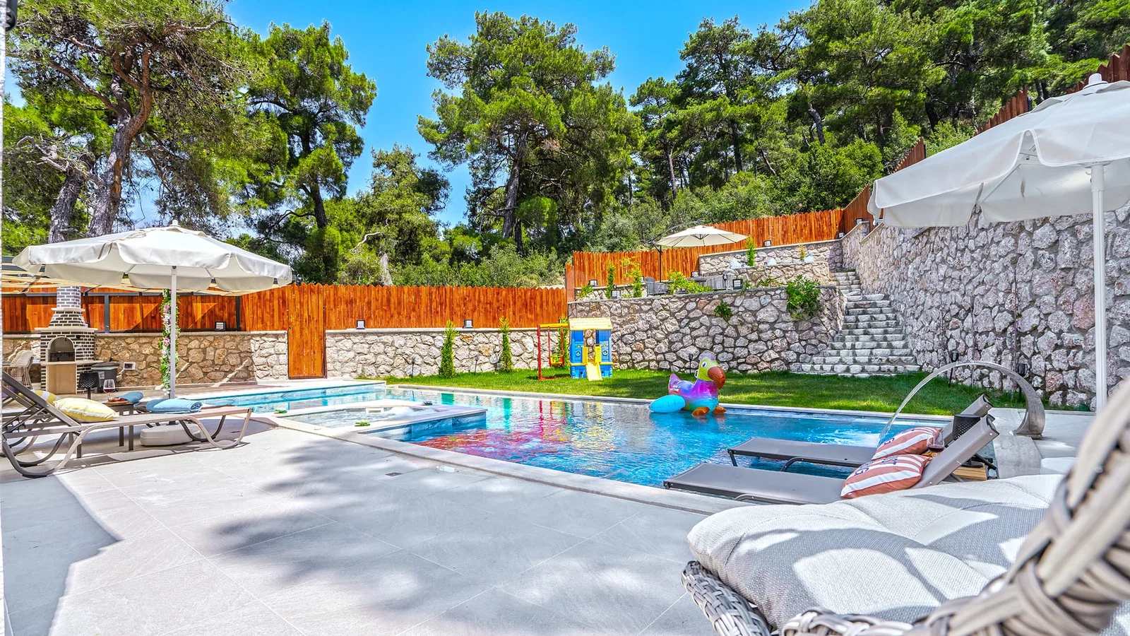 Sarıbelen’de bahçeli kiralık villa, fotoğraf 3