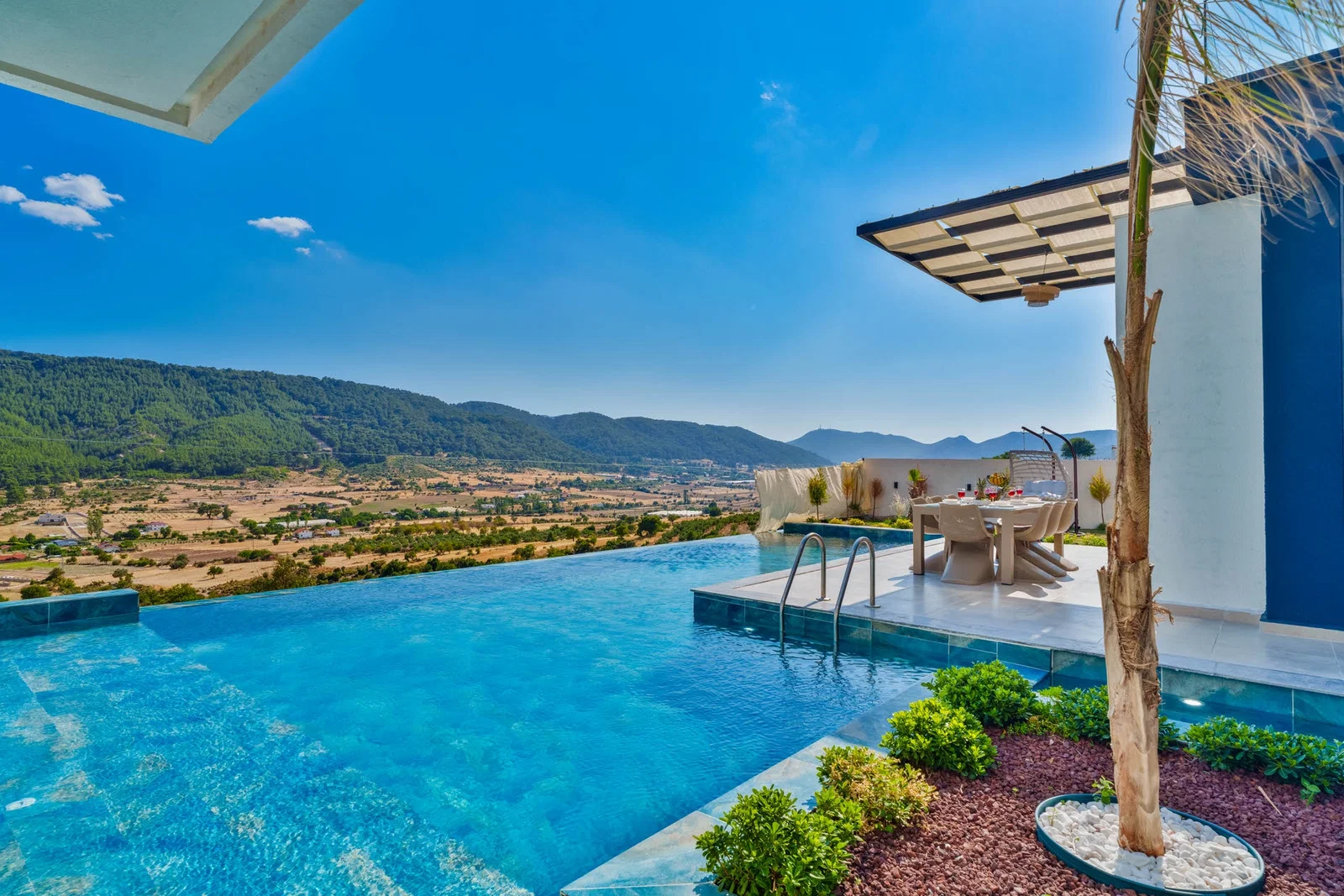 Sarıbelen’de bahçeli kiralık villa, fotoğraf 15