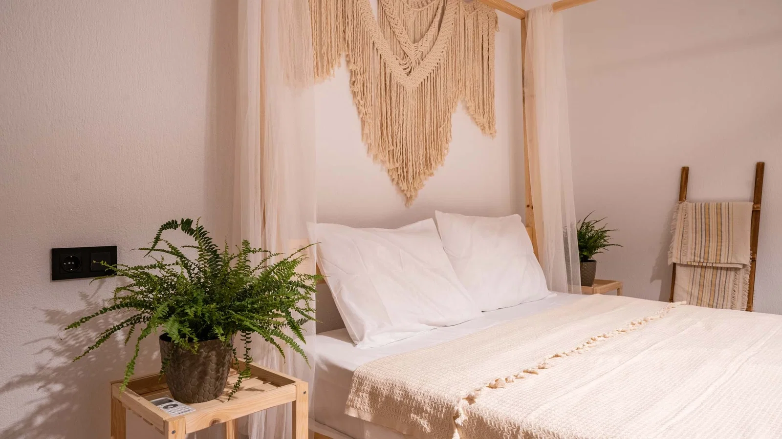 Fethiye’de korunaklı havuzlu kiralık villa, fotoğraf 37