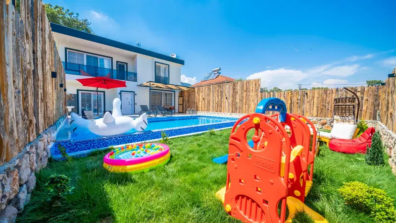 Fethiye’de doğa manzaralı kiralık villa, fotoğraf 3
