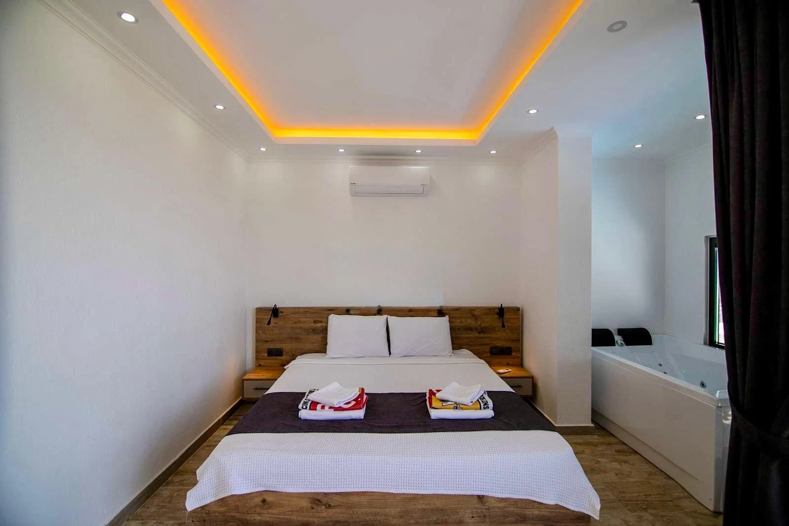 Üzümlü’de korunaklı havuzlu kiralık villa, fotoğraf 17