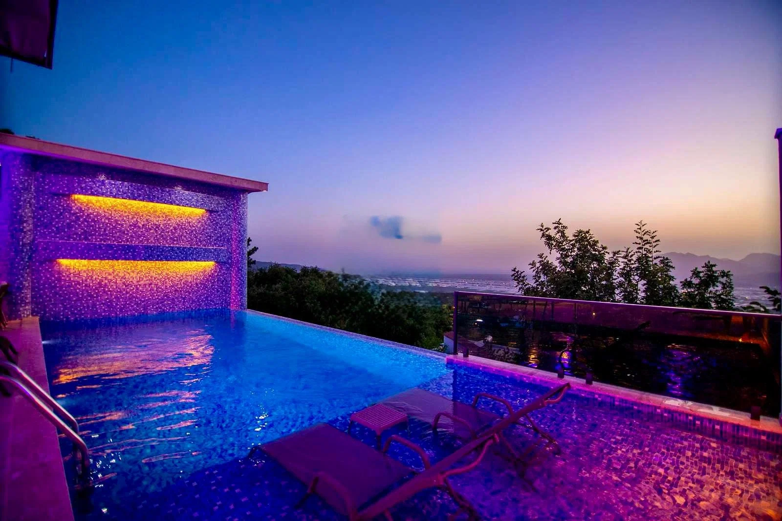 Üzümlü’de doğa içinde kiralık villa, fotoğraf 7