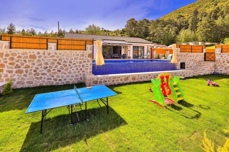 Sarıbelen’de korunaklı havuzlu kiralık villa, fotoğraf 13
