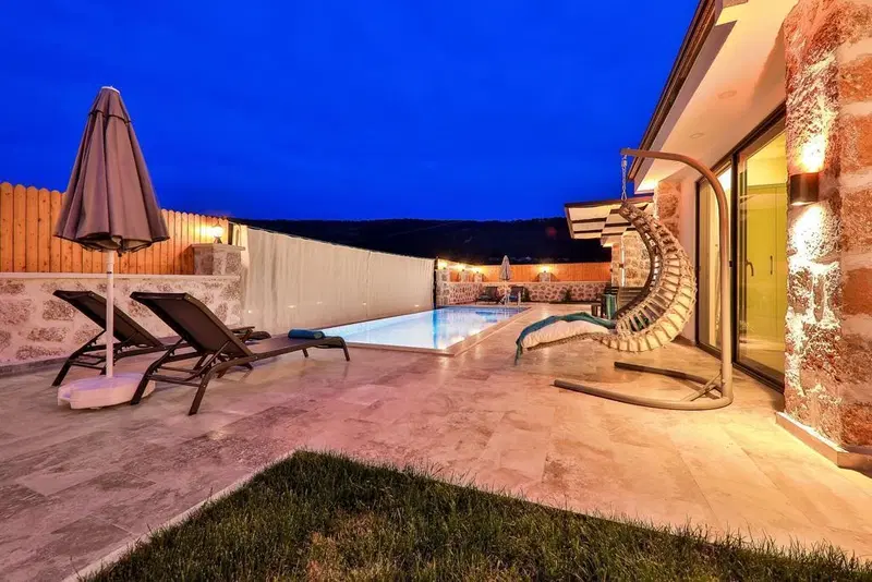 Sarıbelen’de korunaklı havuzlu kiralık villa, fotoğraf 19
