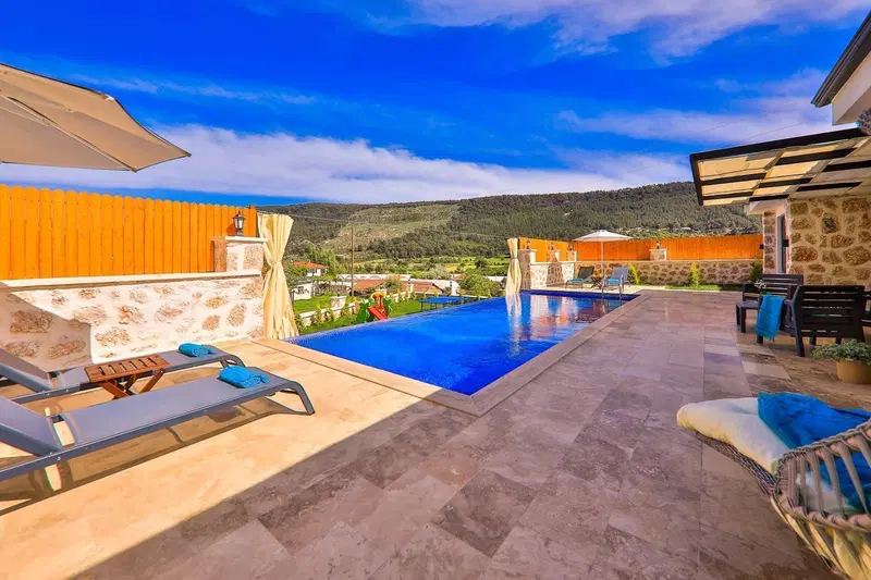 Sarıbelen’de bahçeli kiralık villa, fotoğraf 15