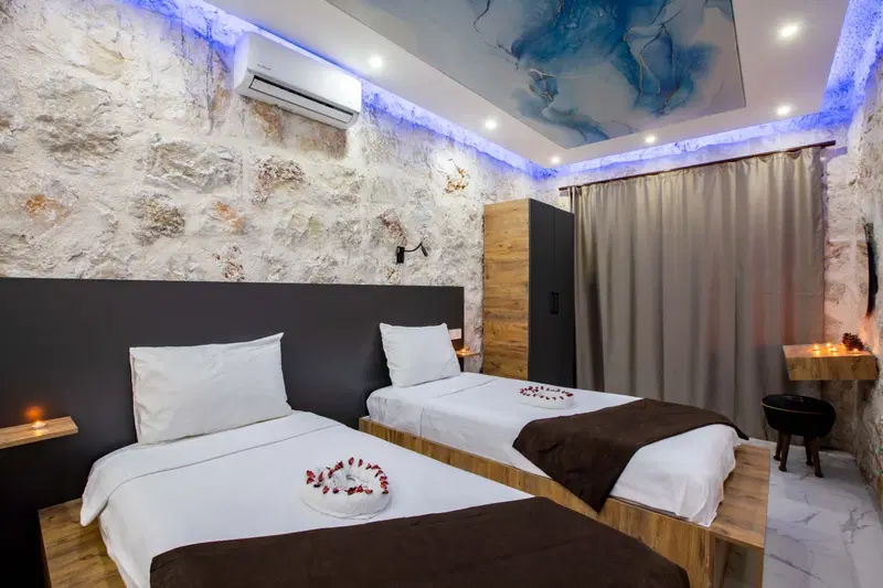 Sarıbelen’de korunaklı havuzlu kiralık villa, fotoğraf 31