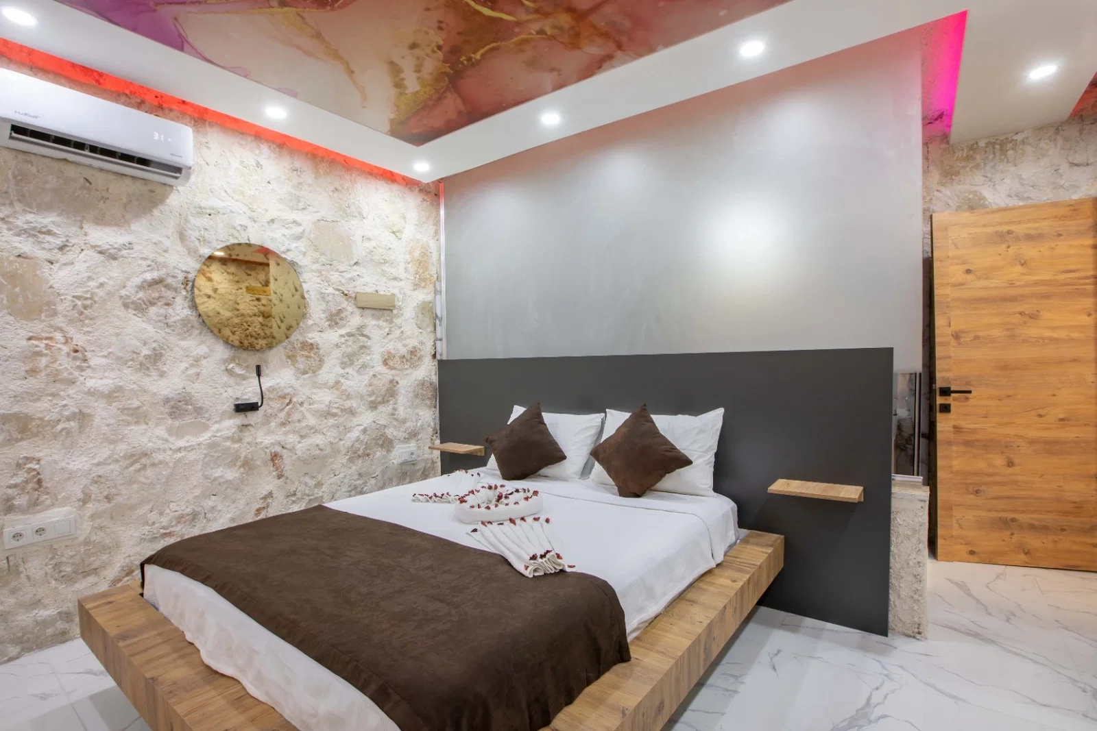 Sarıbelen’de balayı kiralık villa, fotoğraf 36