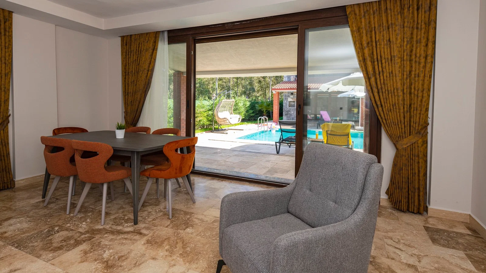 Fethiye’de merkeze yakın kiralık villa, fotoğraf 39