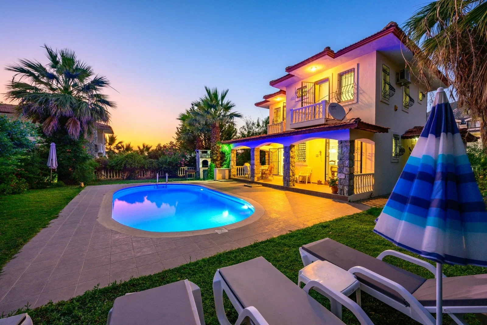 Fethiye’de bahçeli kiralık villa, fotoğraf 13