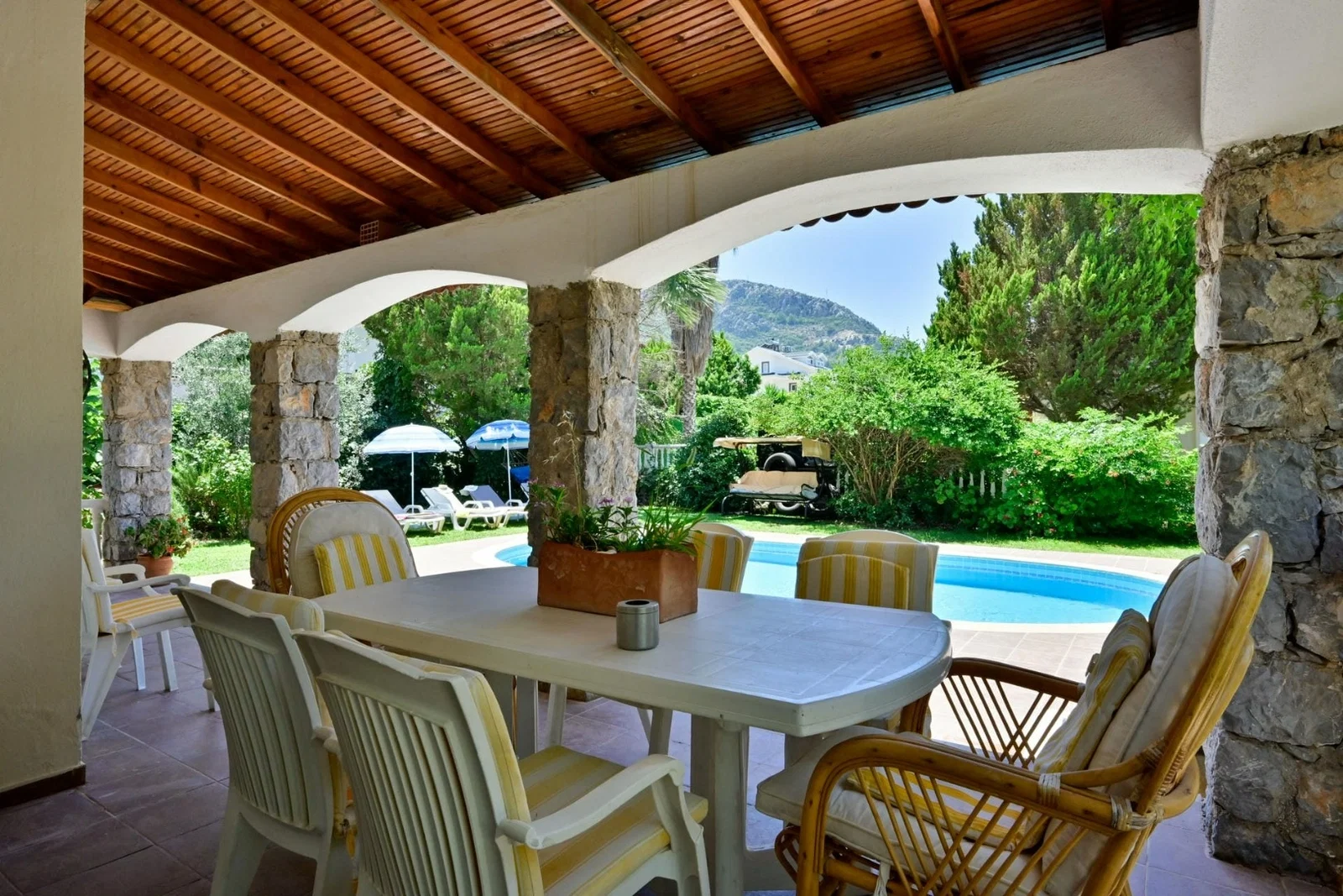 Fethiye’de bahçeli kiralık villa, fotoğraf 9