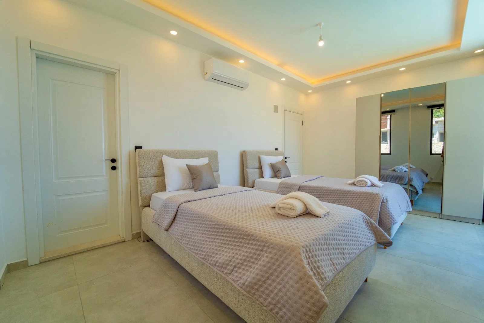 Üzümlü’de özel havuzlu kiralık villa, fotoğraf 32