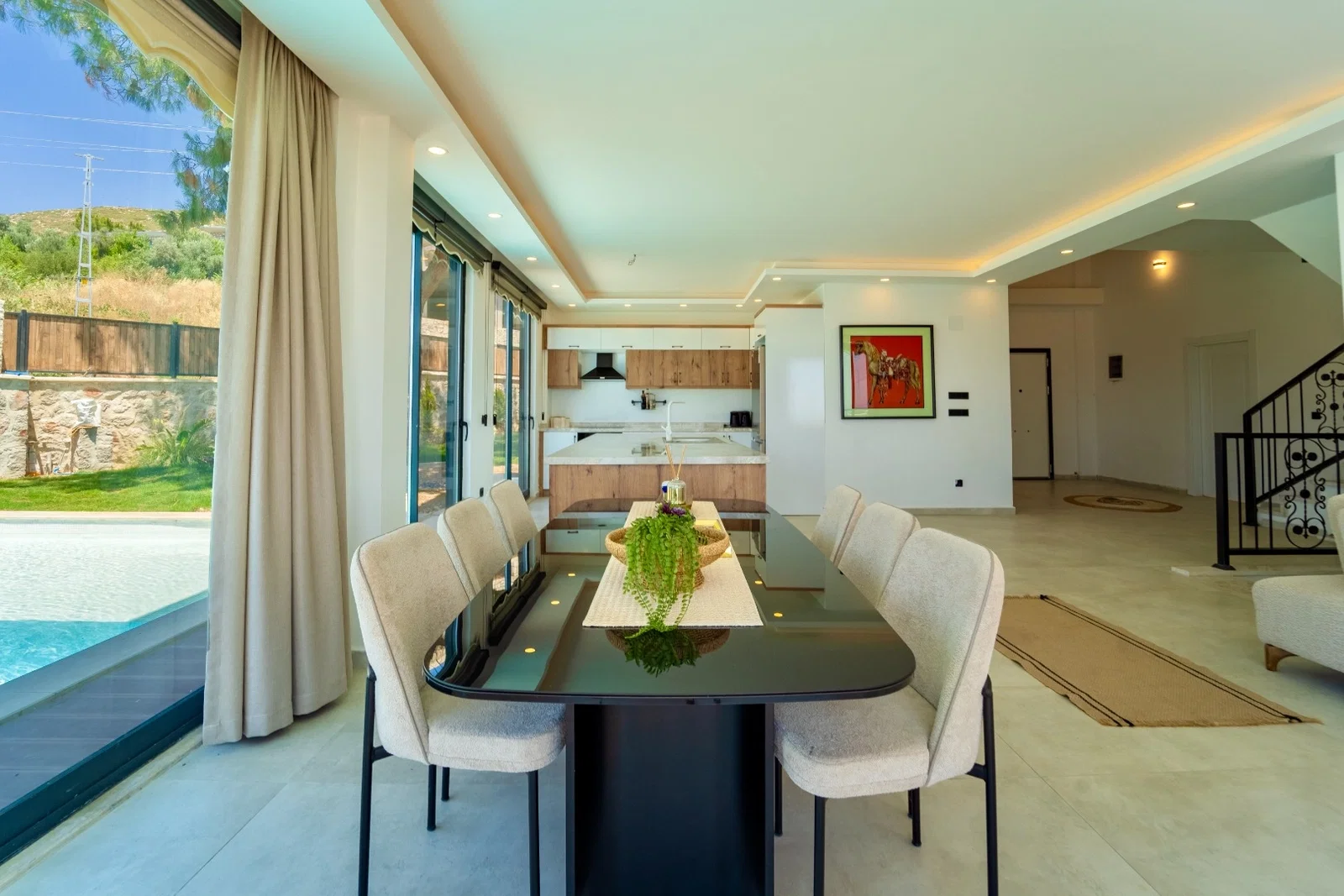 Üzümlü’de doğa manzaralı kiralık villa, fotoğraf 16