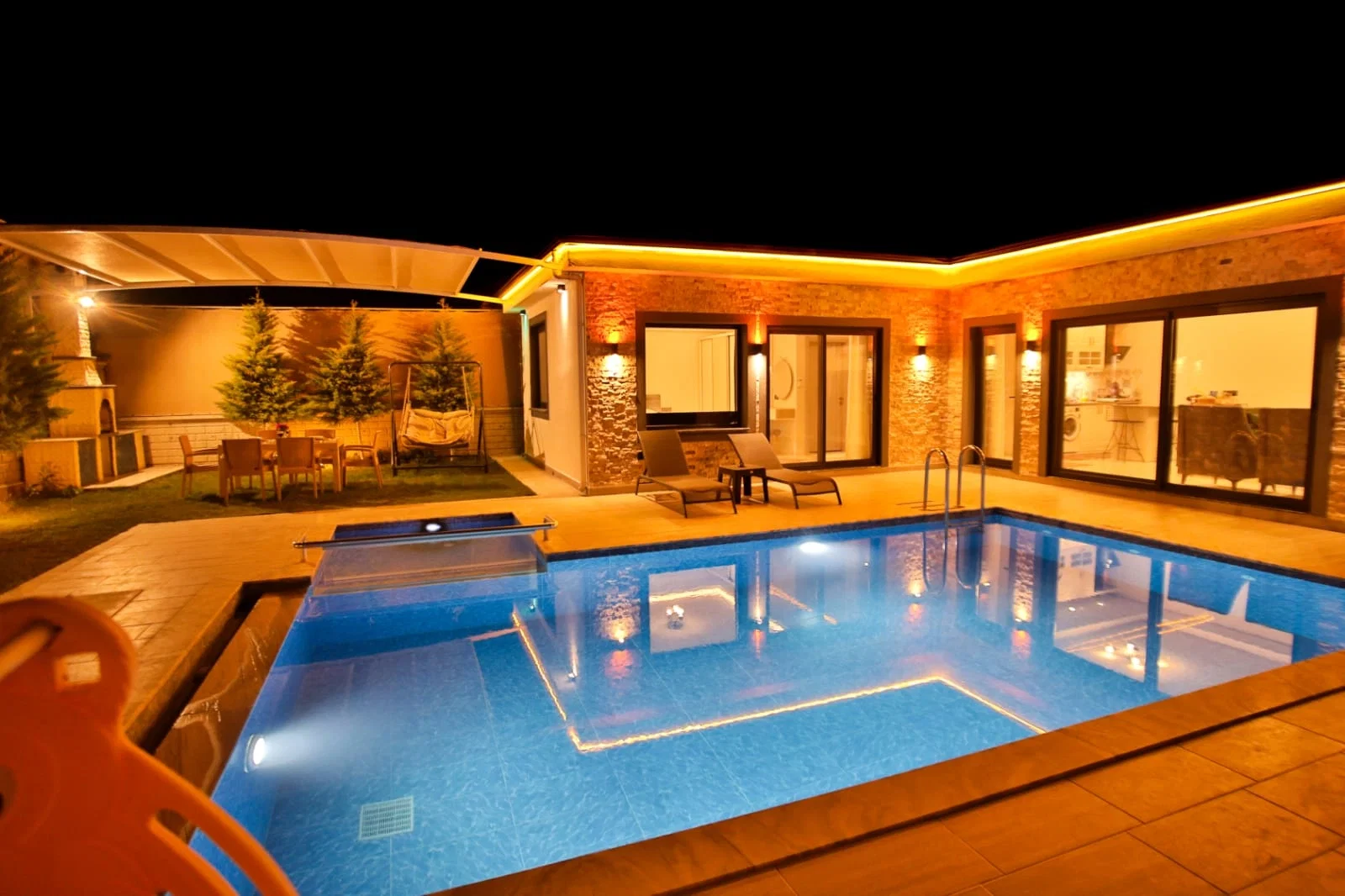 Fethiye’de bahçeli kiralık villa, fotoğraf 12