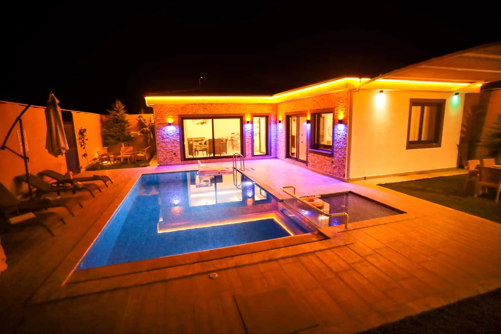 Fethiye’de jakuzili kiralık villa, fotoğraf 18