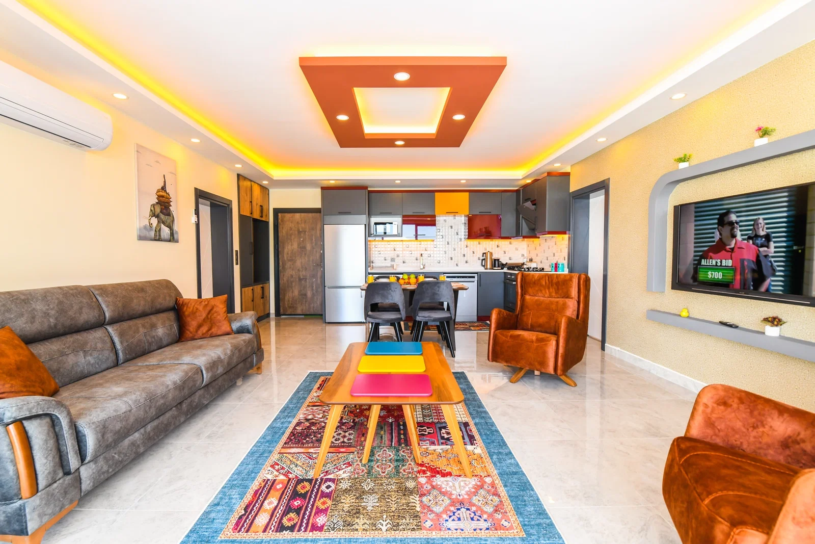 Üzümlü’de Balayı Çiftlerine Uygun, Korunaklı Havuzlu, 2 Yatak Odalı, Kiralık Villa