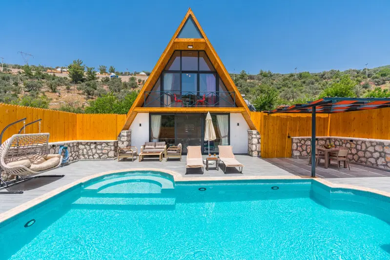 İslamlar’da jakuzili kiralık villa