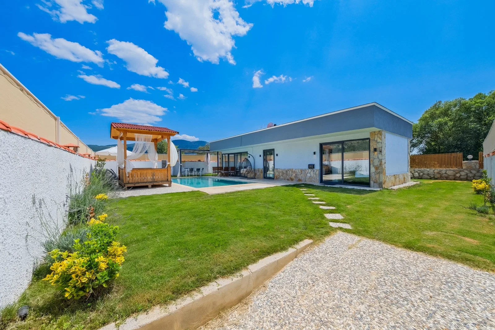 Fethiye’de jakuzili kiralık villa, fotoğraf 2