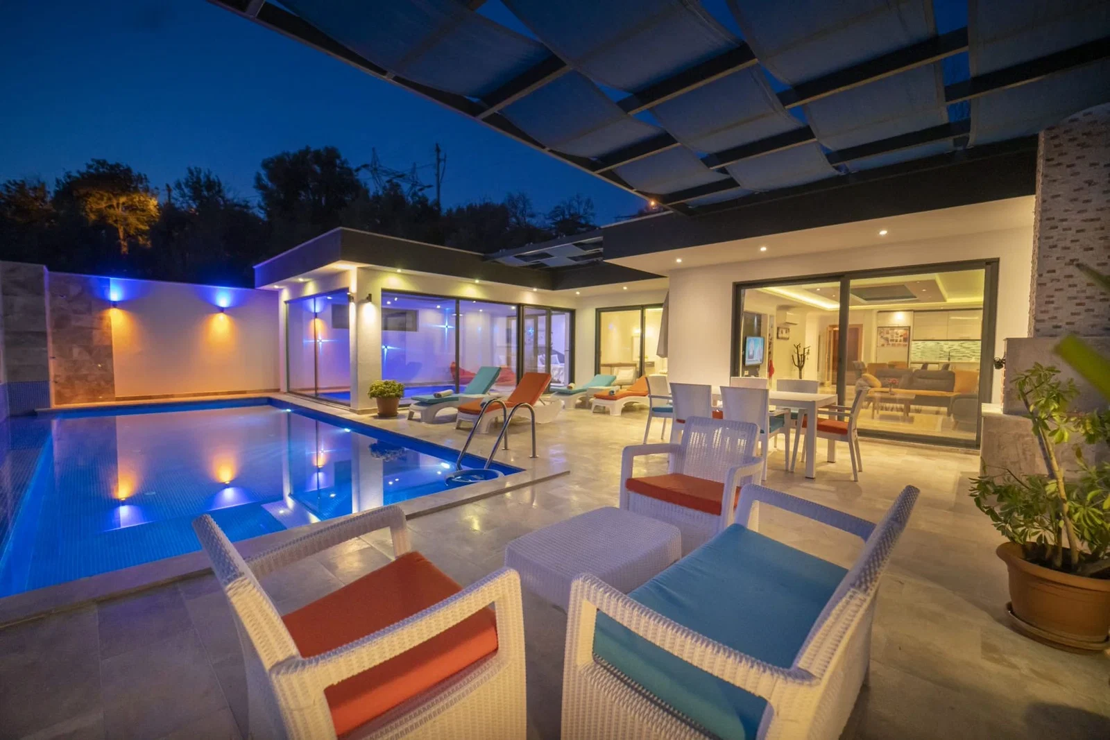 Üzümlü’de balayı kiralık villa, fotoğraf 7