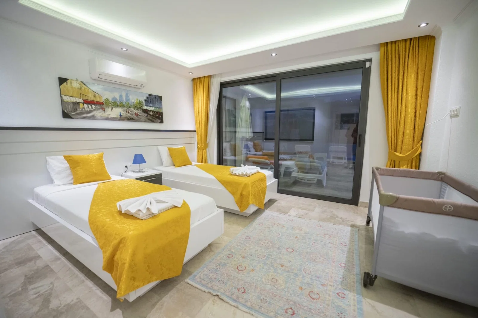 Üzümlü’de korunaklı havuzlu kiralık villa, fotoğraf 28