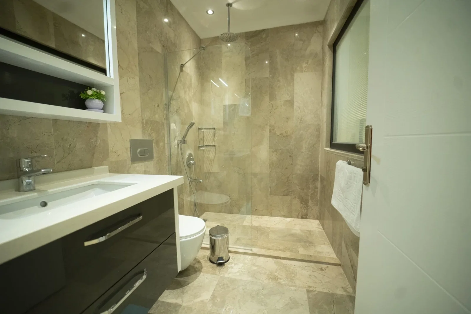Üzümlü’de özel havuzlu kiralık villa, fotoğraf 31