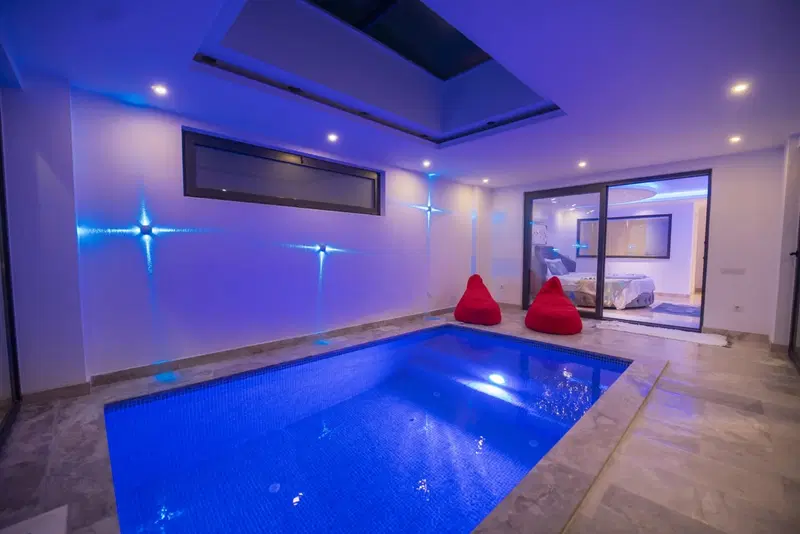 Üzümlü’de özel havuzlu kiralık villa, fotoğraf 13