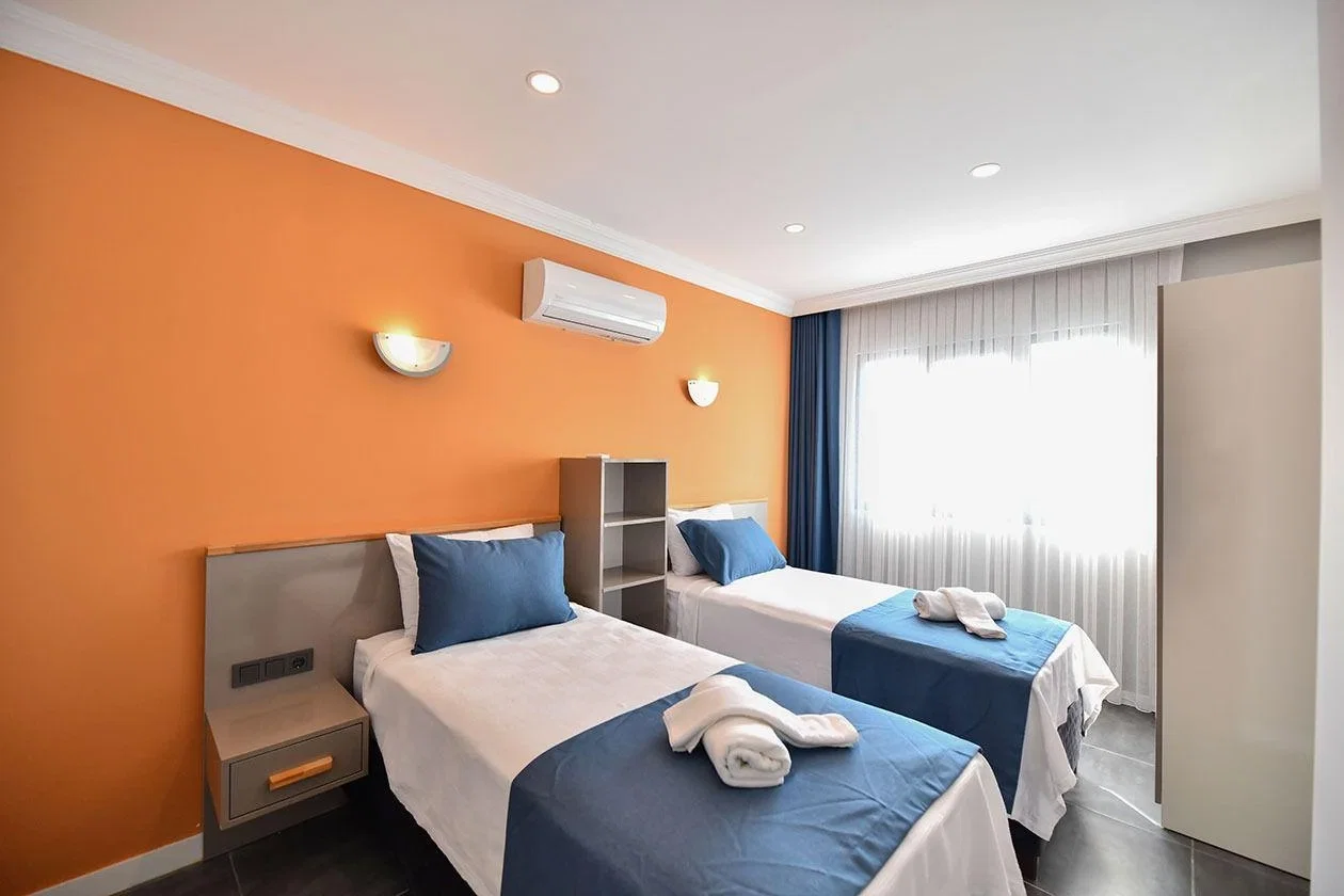 Fethiye’de korunaklı havuzlu kiralık villa, fotoğraf 13