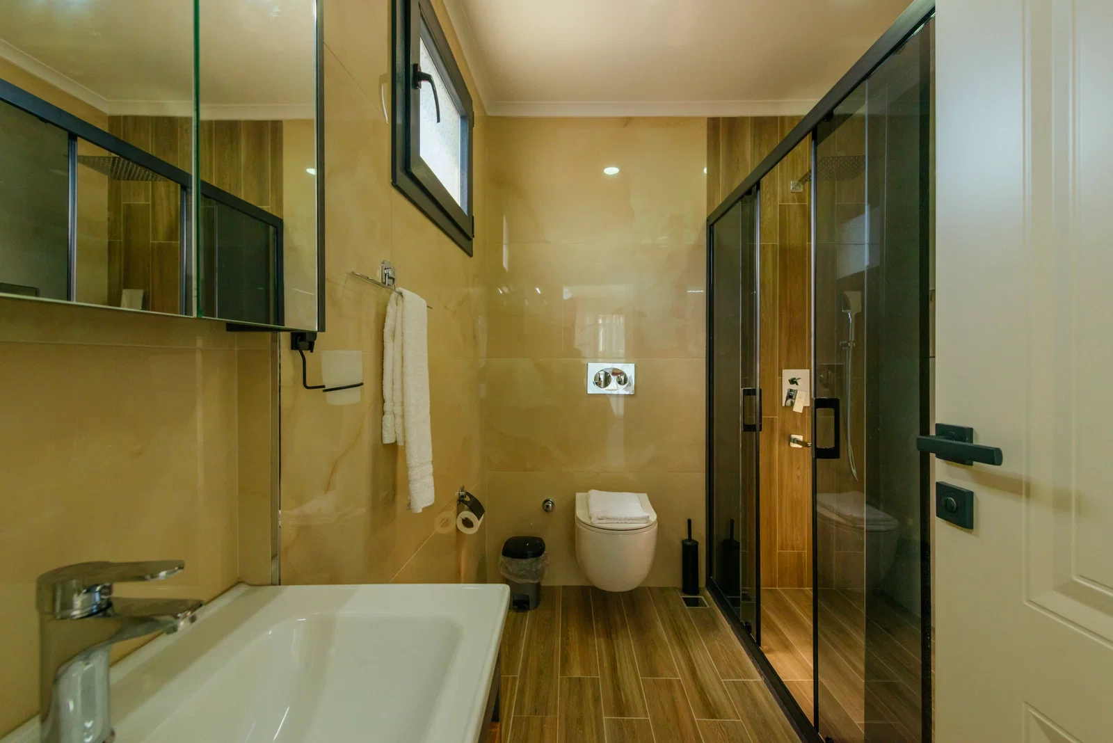 Fethiye’de Merkeze Yakın, Isıtmalı Havuzlu, Jakuzili, Lüks Villa