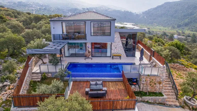 Üzümlü’de jakuzili kiralık villa, fotoğraf 2