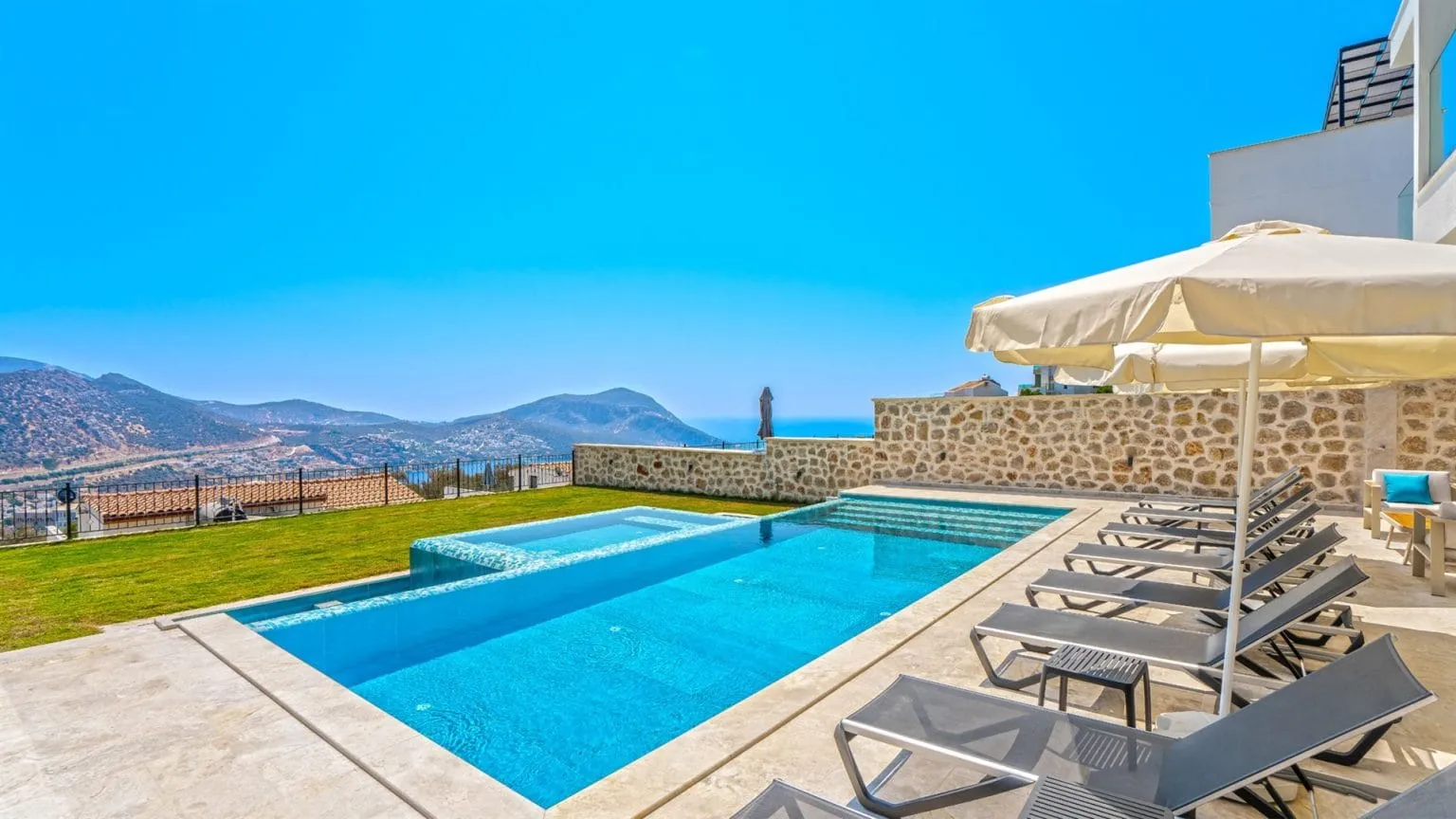 Villa Lion — fotoğraf 3