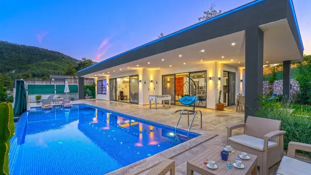 Sarıbelen’de Korunaklı, Özel Havuzlu, Jakuzili, Ekonomik Villa
