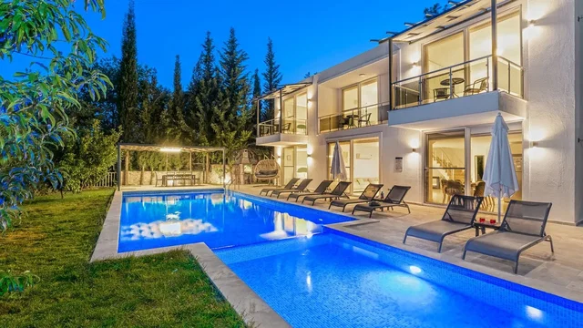 Villa White Stone — fotoğraf 1